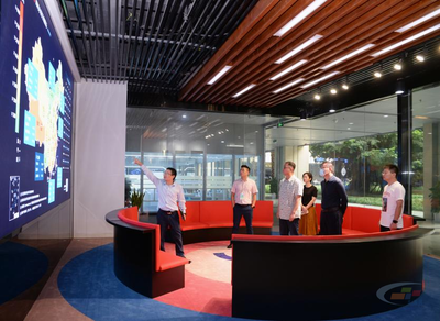 山東重山集團董事長王魯淄一行到訪中國水泥網，共商電子商務服務新篇章